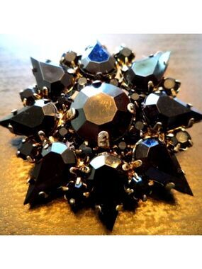 VINTAGE ESTATE RHINESTONE FLOWER 1 5/8" BROOCH